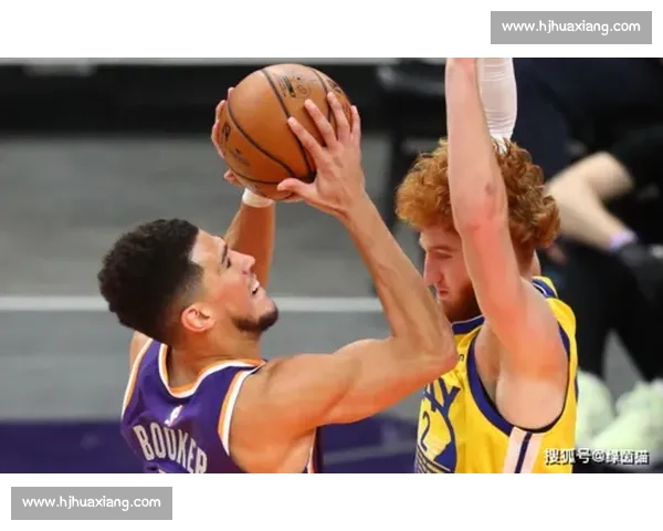 快船vs猫的奇妙对决速度力量与灵巧智慧的巅峰较量引爆赛场想象力